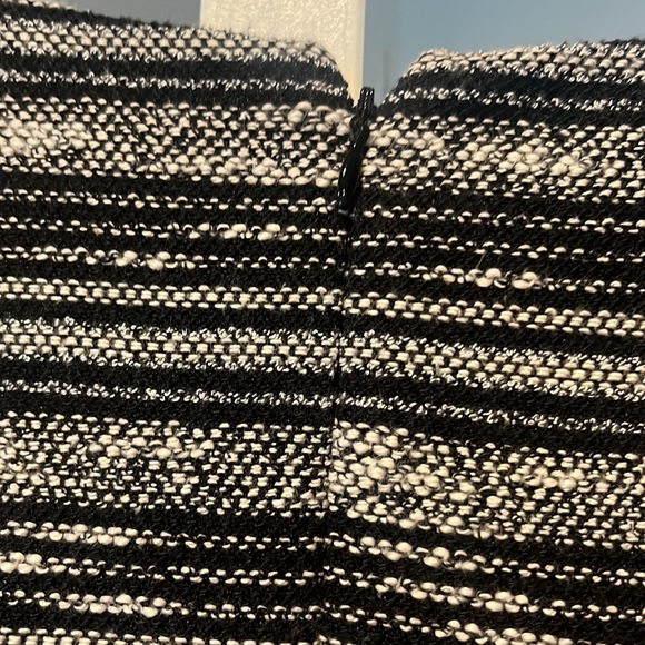 Loft Dress - Picture 4 of 5